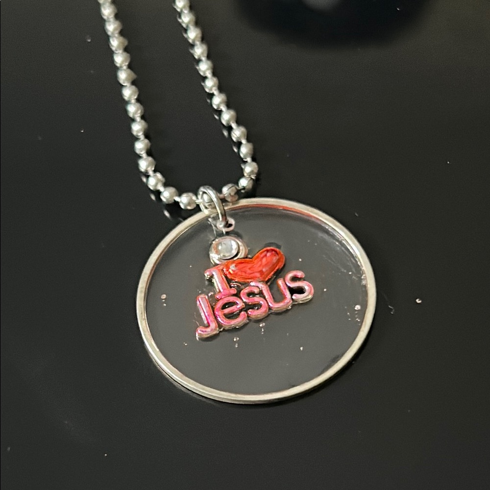 Silver and Red 'I Love Jesus' Pendant Necklace